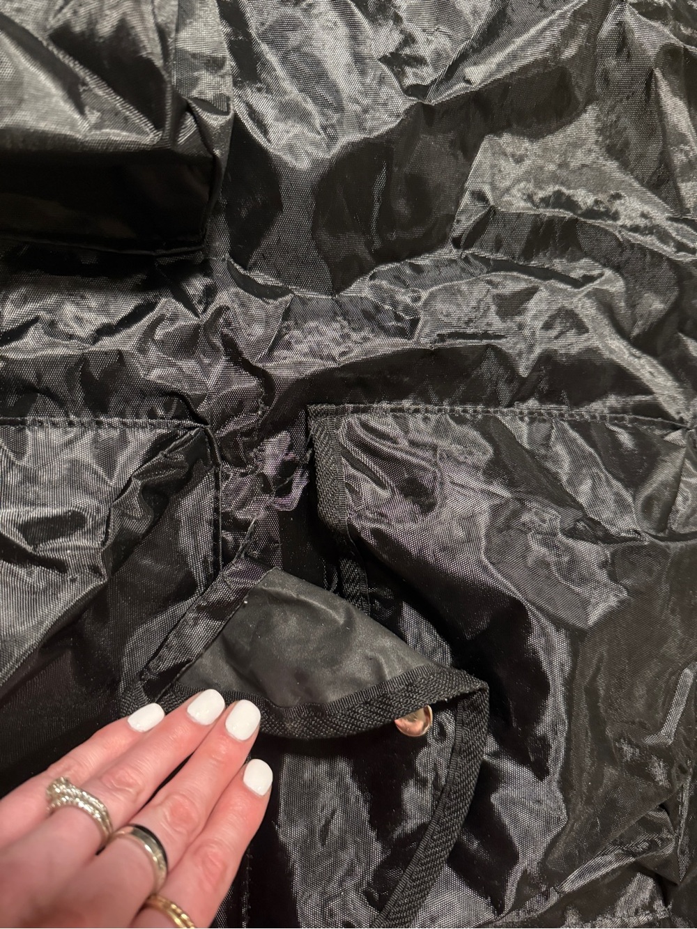 DOG WATERPROOF BLACK BACKSEAT CAR COVER WITH CLUPS AND STORAGE POCKETS - Picture 11 of 13